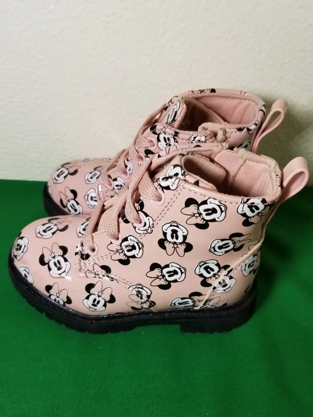 Disney Minnie Mouse Pink Combat Boots Size 6 Side Zipper